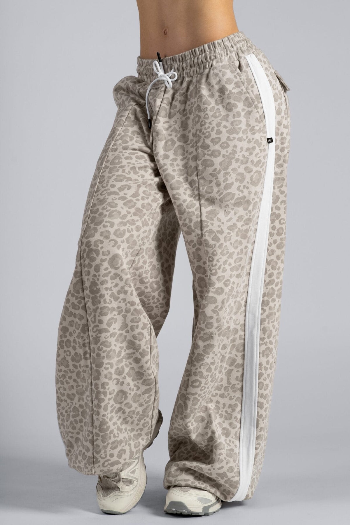 Pantaloni jogger baggy leopardati PRIMAL 865 Cream leopard
