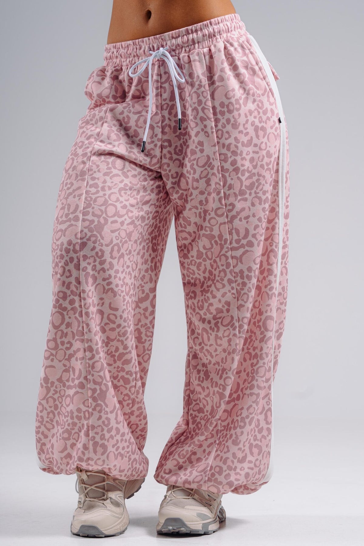 Pantaloni jogger baggy leopardati PRIMAL 865 Cream leopard