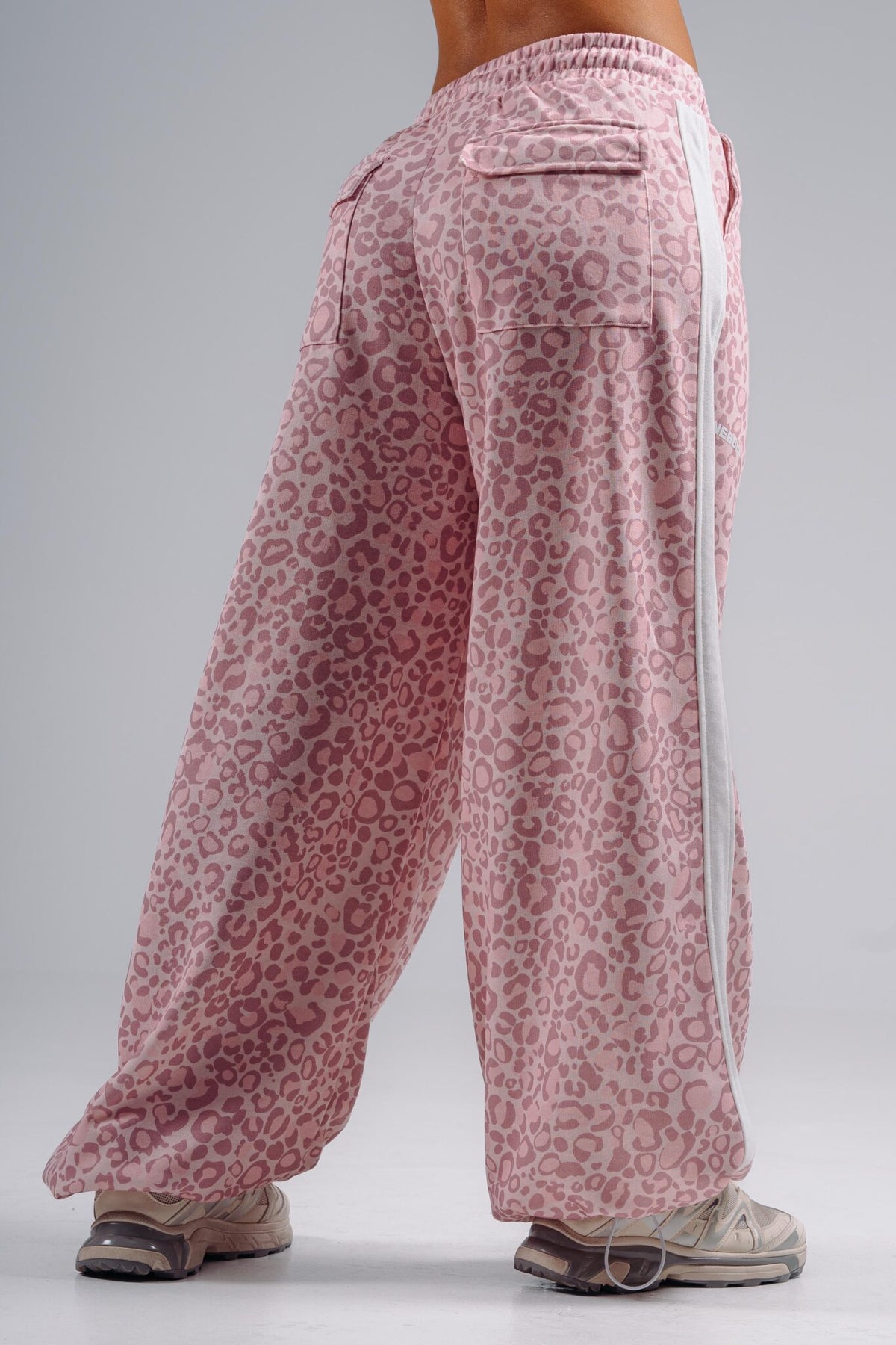 Pantaloni jogger baggy leopardati PRIMAL 865 Cream leopard